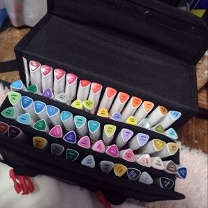 Arteza professional blending art markers